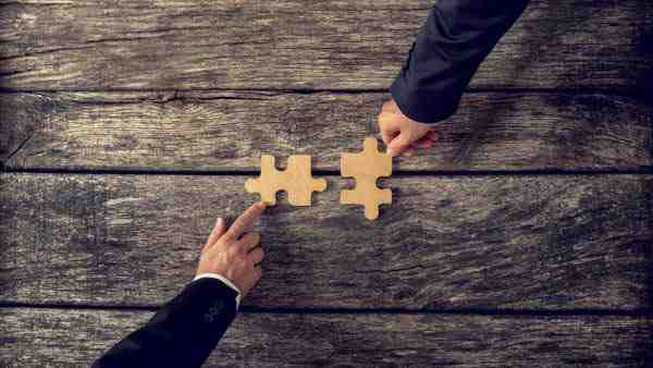 Ice Miller to merge with Ohio's SZD, creating one of largest firms in US Ice Miller to merge with Ohio's SZD, creating one of largest firms in US